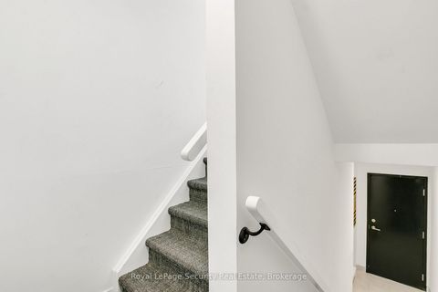 Photo 8 at TH 22 - 40 Ed Clark Gardens, Pellam Park, Toronto