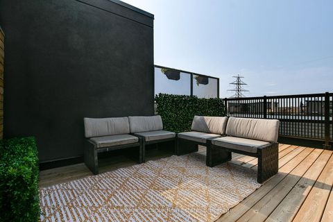 Photo 32 at TH 22 - 40 Ed Clark Gardens, Pellam Park, Toronto