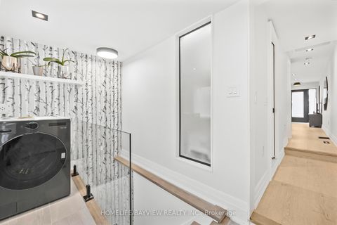 Photo 15 at 9 Kenworthy Avenue, Oakridge, Toronto