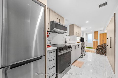 Photo 18 at 9 Kenworthy Avenue, Oakridge, Toronto