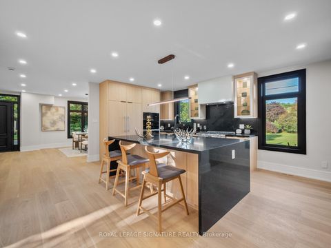 Photo 10 at 137 Cheltenham Avenue, York Mills, Toronto