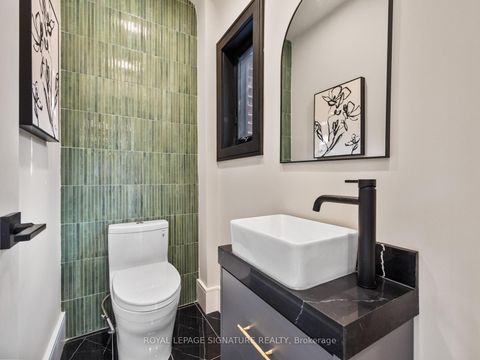 Photo 19 at 137 Cheltenham Avenue, York Mills, Toronto