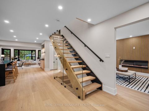 Photo 20 at 137 Cheltenham Avenue, York Mills, Toronto