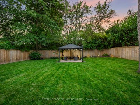 Photo 43 at 137 Cheltenham Avenue, York Mills, Toronto