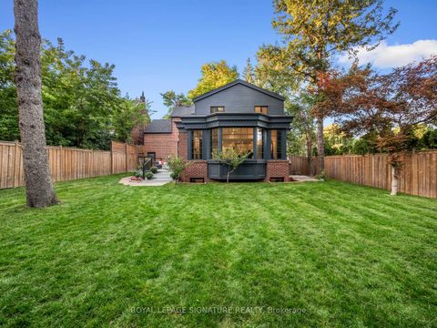 Photo 44 at 137 Cheltenham Avenue, York Mills, Toronto