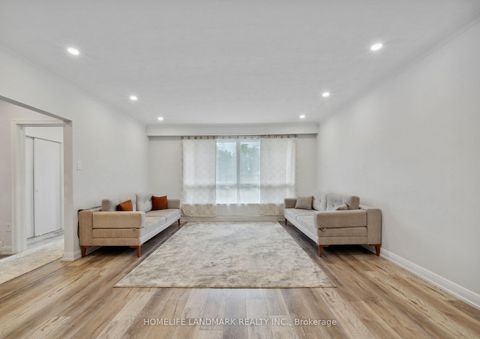 Photo 3 at 174 Pannahill Road, Bathurst Manor, Toronto