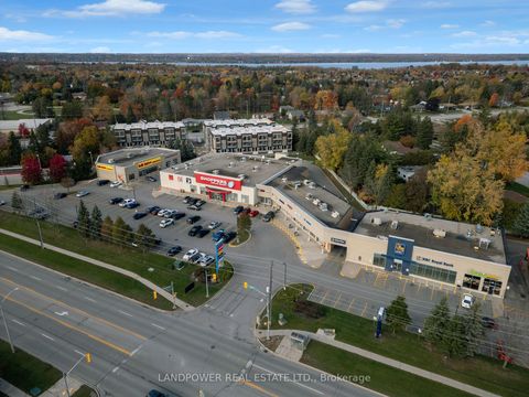 Photo 8 at PH719 - 681 Yonge Street, Painswick South, Barrie
