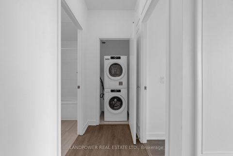 Photo 10 at PH719 - 681 Yonge Street, Painswick South, Barrie