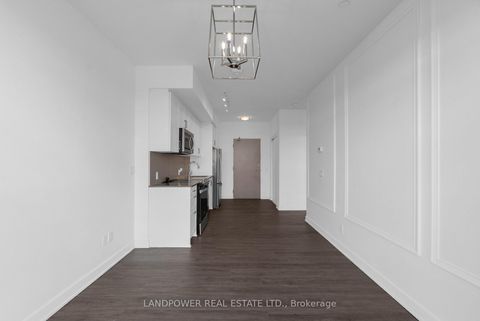 Photo 15 at PH719 - 681 Yonge Street, Painswick South, Barrie