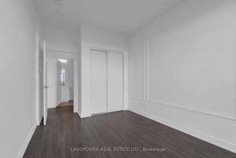 Photo 24 at PH719 - 681 Yonge Street, Painswick South, Barrie