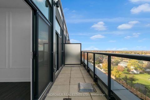 Photo 27 at PH719 - 681 Yonge Street, Painswick South, Barrie