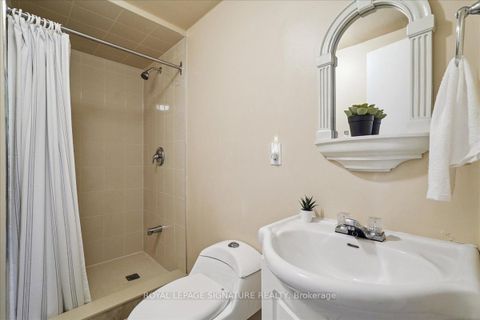 Photo 16 at 52 - 1131 Sandhurst Circle, Agincourt North, Toronto