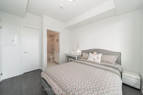 Photo 20 at N2005 - 7 Golden Lion Heights, Newtonbrook East, Toronto