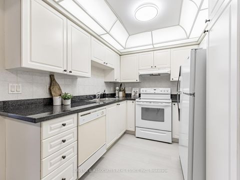 Photo 5 at 216 - 211 Randolph Road, Leaside, Toronto