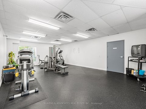 Photo 17 at 216 - 211 Randolph Road, Leaside, Toronto