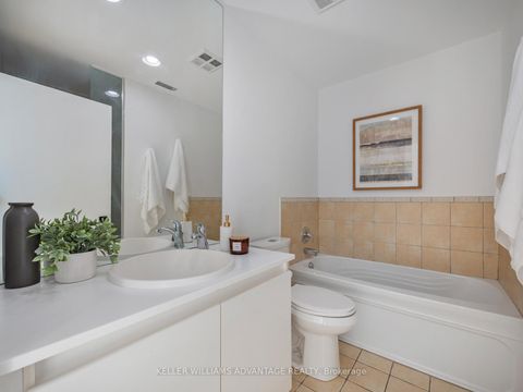 Photo 18 at UPH3 - 410 Queens Quay W, Waterfront Communities C1, Toronto