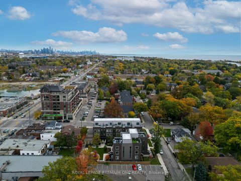 Photo 21 at 13 - 66 Long Branch Avenue, Long Branch, Toronto