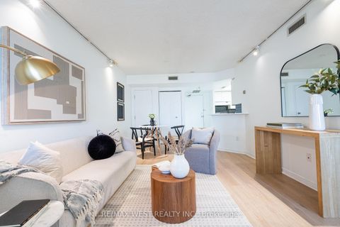 Photo 2 at 2002 - 1001 Bay Street, Bay Street Corridor, Toronto