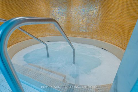 Photo 21 at 2002 - 1001 Bay Street, Bay Street Corridor, Toronto