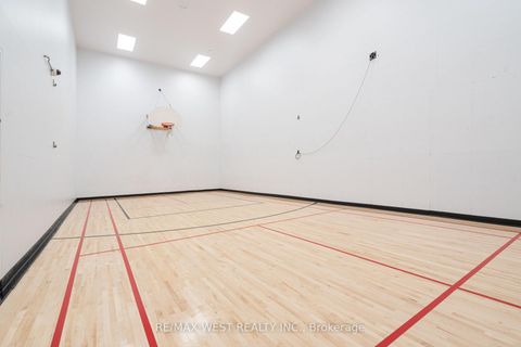 Photo 24 at 2002 - 1001 Bay Street, Bay Street Corridor, Toronto