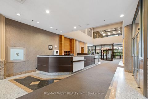 Photo 32 at 2002 - 1001 Bay Street, Bay Street Corridor, Toronto