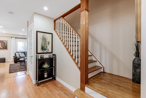 Photo 21 at 125 Kersey Crescent, North Richvale, Richmond Hill