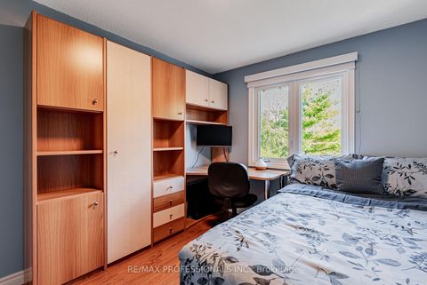 Photo 28 at 125 Kersey Crescent, North Richvale, Richmond Hill