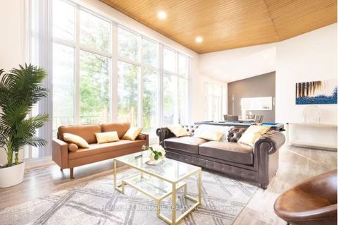 Photo 4 at 12 Blue Forest Drive, Bathurst Manor, Toronto