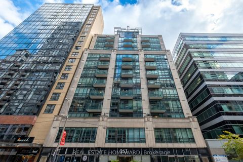 Photo 28 at 602 - 263 Wellington Street W, Waterfront Communities C1, Toronto