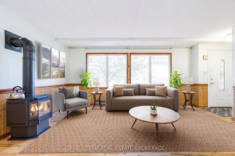 Photo 13 at 67 Main Street, Rural Innisfil, Innisfil