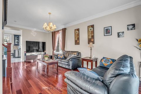Photo 19 at 421 John Deisman Boulevard, Vellore Village, Vaughan