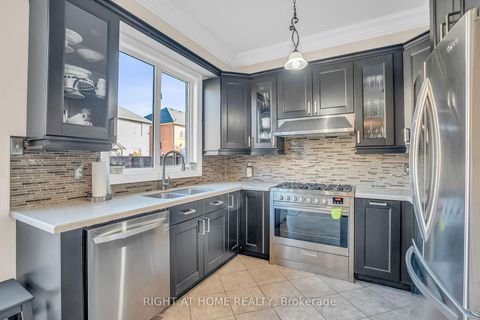 Photo 24 at 421 John Deisman Boulevard, Vellore Village, Vaughan