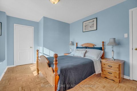 Photo 37 at 421 John Deisman Boulevard, Vellore Village, Vaughan