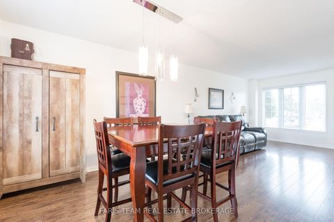 Photo 9 at 7 Round Leaf Court, Holly, Barrie