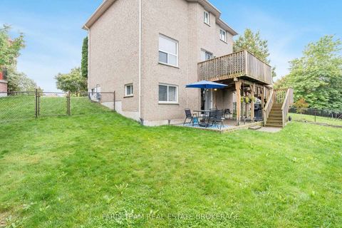 Photo 36 at 7 Round Leaf Court, Holly, Barrie