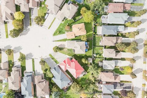 Photo 39 at 7 Round Leaf Court, Holly, Barrie