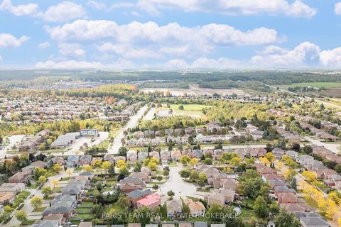 Photo 41 at 7 Round Leaf Court, Holly, Barrie