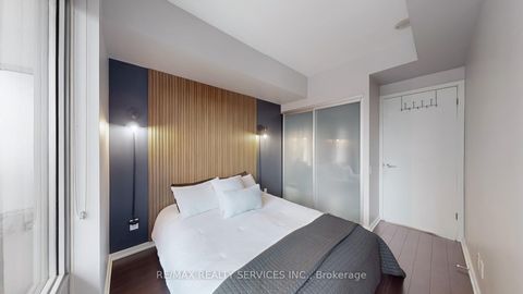 Photo 21 at 511 - 105 The Queensway Avenue, Swansea, Toronto