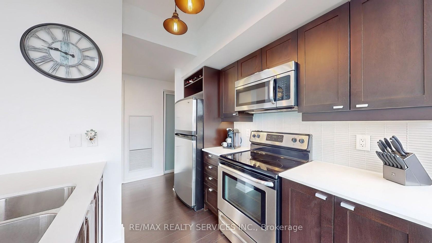 Photo 17 at 511 - 105 The Queensway Avenue, Swansea, Toronto Photo 17 at 511 - 105 The Queensway Avenue, Swansea, Toronto