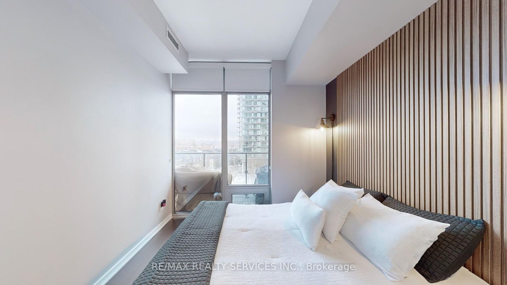 Photo 20 at 511 - 105 The Queensway Avenue, Swansea, Toronto Photo 20 at 511 - 105 The Queensway Avenue, Swansea, Toronto