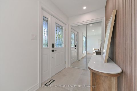 Photo 2 at 421 Browndale Crescent, Crosby, Richmond Hill