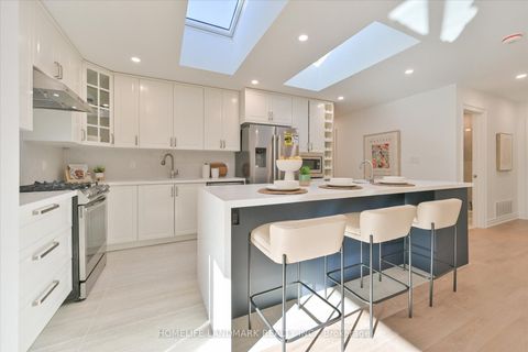 Photo 13 at 421 Browndale Crescent, Crosby, Richmond Hill