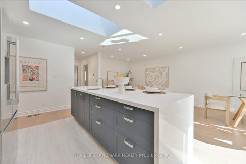 Photo 15 at 421 Browndale Crescent, Crosby, Richmond Hill