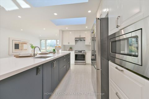 Photo 16 at 421 Browndale Crescent, Crosby, Richmond Hill