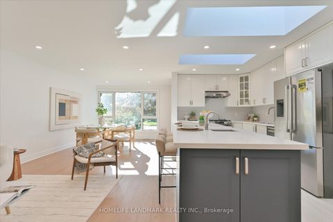 Photo 18 at 421 Browndale Crescent, Crosby, Richmond Hill