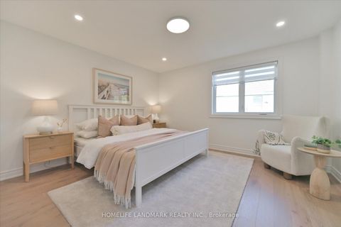 Photo 20 at 421 Browndale Crescent, Crosby, Richmond Hill