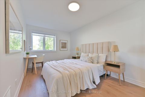 Photo 26 at 421 Browndale Crescent, Crosby, Richmond Hill