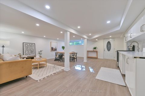 Photo 30 at 421 Browndale Crescent, Crosby, Richmond Hill