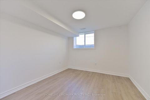 Photo 35 at 421 Browndale Crescent, Crosby, Richmond Hill