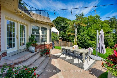 Photo 39 at 207 Ellis Avenue, Swansea, Toronto